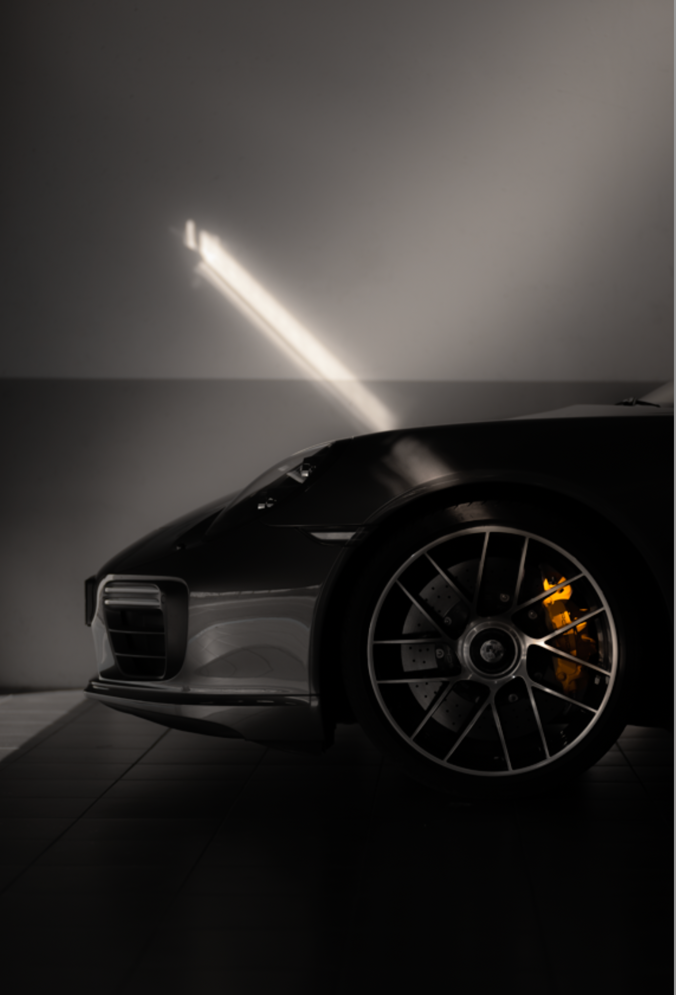 Tirage numéroté "L'éveil de la 911 Turbo S" par Morgan Mathurin